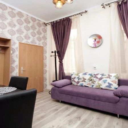 Apartamento Old Town Elegance Braşov Exterior foto